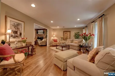 71 Cheshire Lane Ringwood NJ 07456