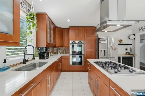 118 Wortendyke Avenue Emerson NJ 07630