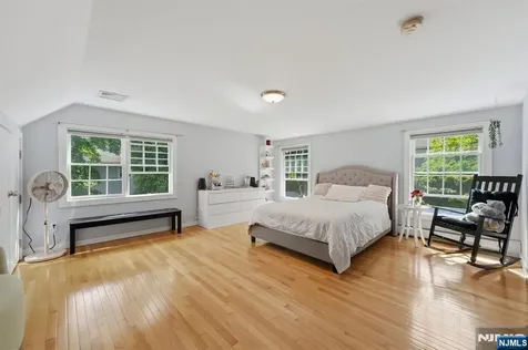 118 Wortendyke Avenue Emerson NJ 07630