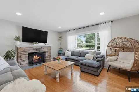 118 Wortendyke Avenue Emerson NJ 07630