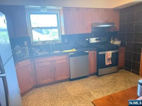 1062 Jassamine Way Fort Lee NJ 07024