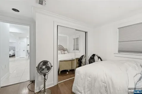 334 1st Avenue Elizabeth NJ 07206