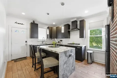 334 1st Avenue Elizabeth NJ 07206