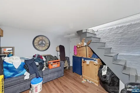334 1st Avenue Elizabeth NJ 07206