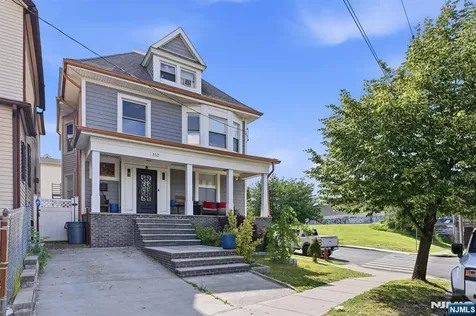 334 1st Avenue Elizabeth NJ 07206