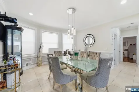 334 1st Avenue Elizabeth NJ 07206