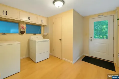 23 Cottonwood Court Hardyston NJ 07460