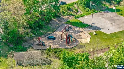 23 Cottonwood Court Hardyston NJ 07460
