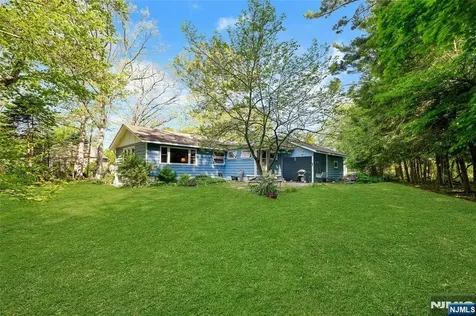 23 Cottonwood Court Hardyston NJ 07460