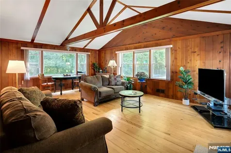 23 Cottonwood Court Hardyston NJ 07460