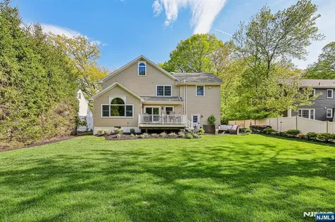 129 Woodland Avenue Ramsey NJ 07446