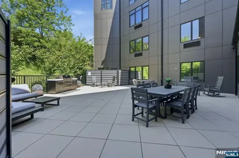 1435 10th Street Fort Lee NJ 07024