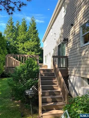 730 Floyd Street Englewood Cliffs NJ 07632