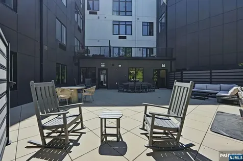 1435 10th Street Fort Lee NJ 07024