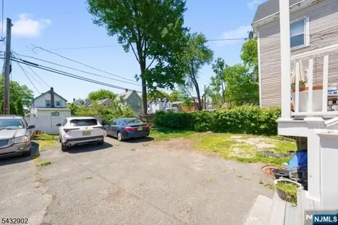 41 Edgar Street East Orange NJ 07018