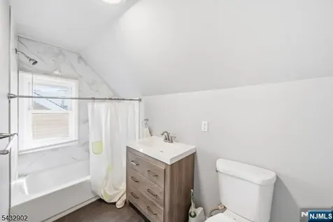 41 Edgar Street East Orange NJ 07018
