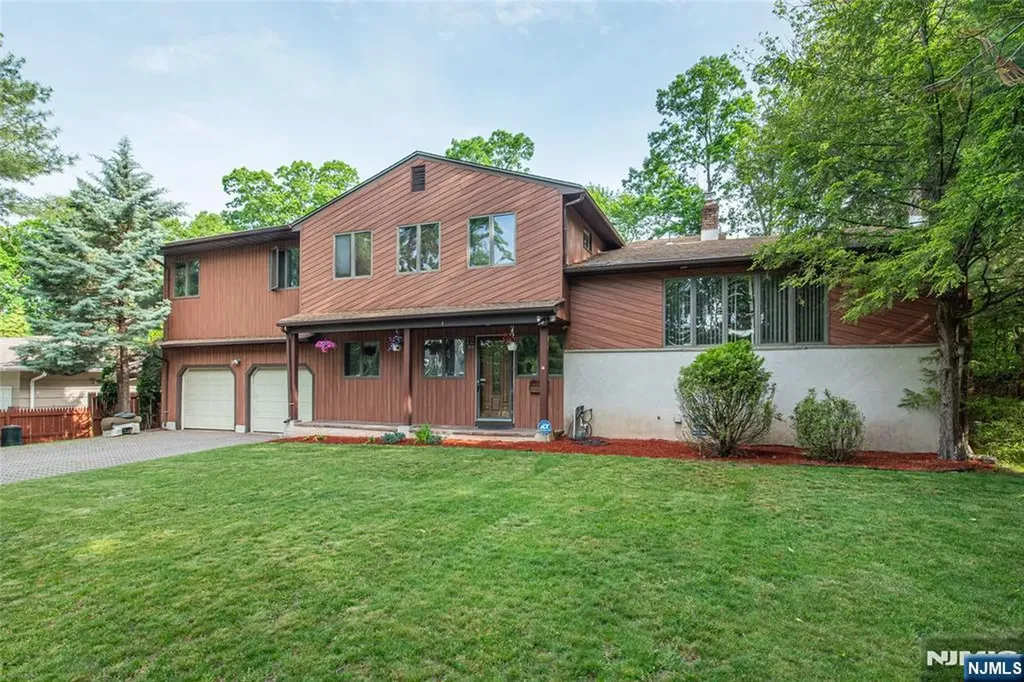 12 Abbott Road Wayne NJ 07470