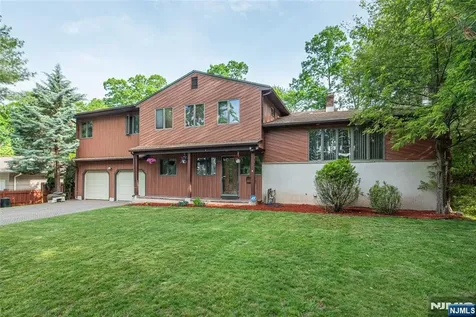 12 Abbott Road Wayne NJ 07470