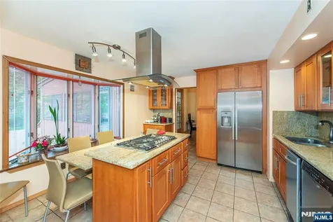 12 Abbott Road Wayne NJ 07470