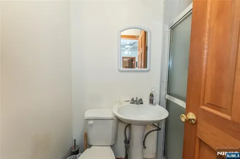 12 Abbott Road Wayne NJ 07470