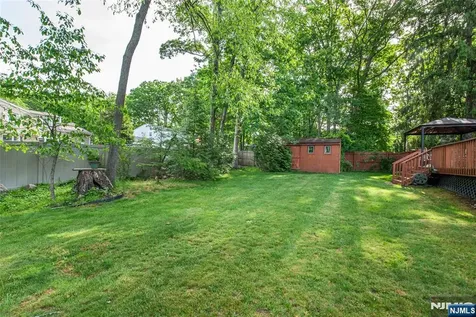 12 Abbott Road Wayne NJ 07470