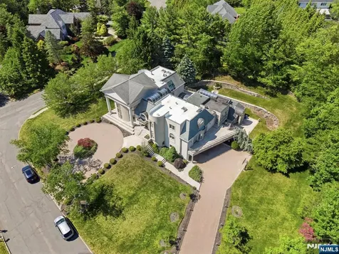1 Brighton Court Livingston NJ 07039