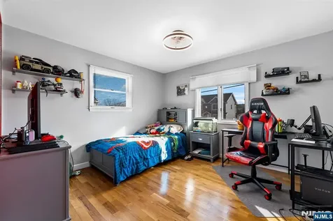 22 Runyon Road Clifton NJ 07013