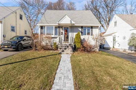 22 Runyon Road Clifton NJ 07013