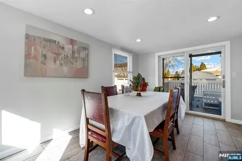 22 Runyon Road Clifton NJ 07013