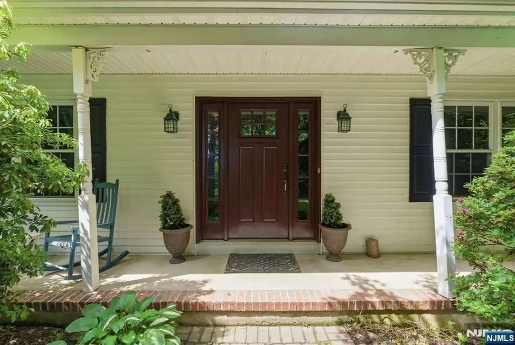 10 Liberty Woods Drive Liberty NJ 07838
