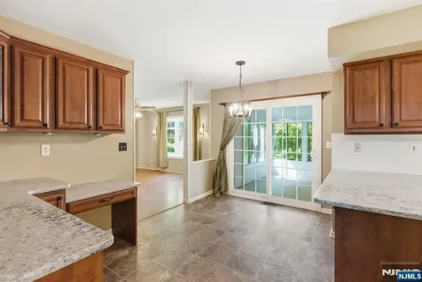 10 Liberty Woods Drive Liberty NJ 07838