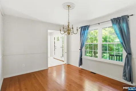 10 Liberty Woods Drive Liberty NJ 07838