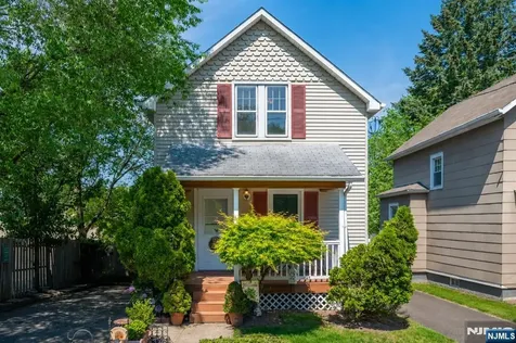 26 Cumberland Avenue Verona NJ 07044