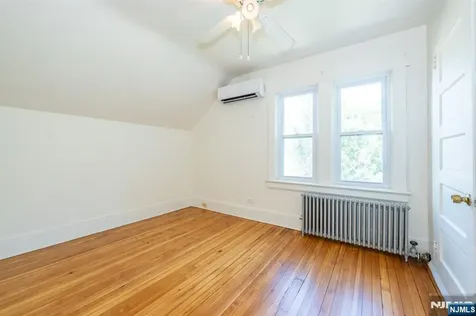26 Cumberland Avenue Verona NJ 07044