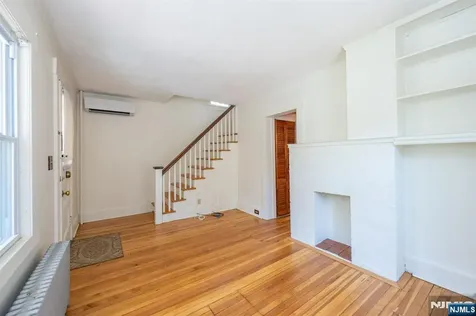 26 Cumberland Avenue Verona NJ 07044