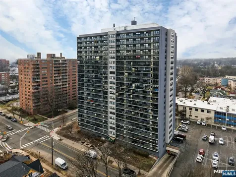 285 Aycrigg Passaic NJ 07055