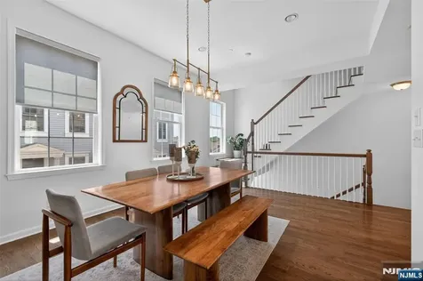 197 Roosevelt Drive Wood Ridge NJ 07075