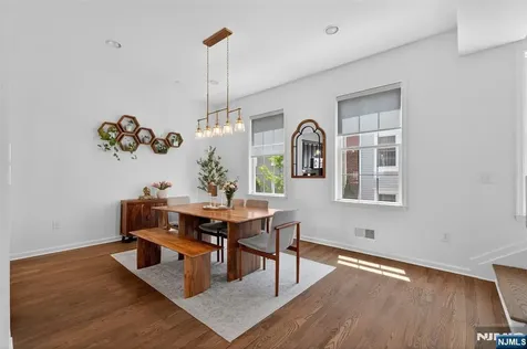 197 Roosevelt Drive Wood Ridge NJ 07075