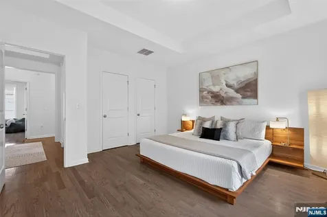 197 Roosevelt Drive Wood Ridge NJ 07075
