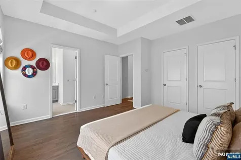 197 Roosevelt Drive Wood Ridge NJ 07075