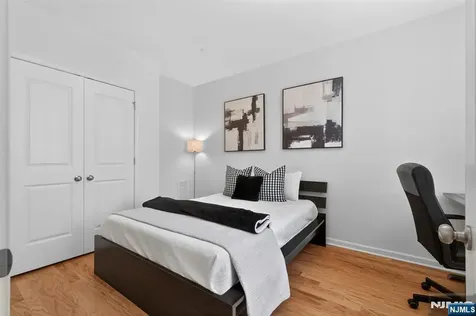 197 Roosevelt Drive Wood Ridge NJ 07075