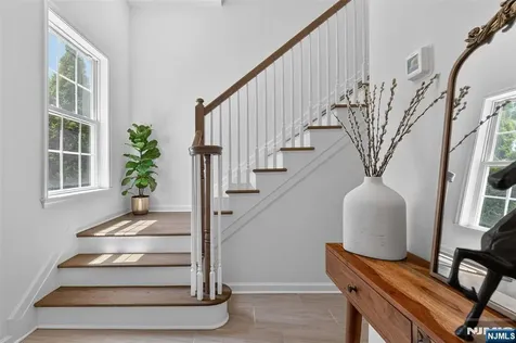 197 Roosevelt Drive Wood Ridge NJ 07075