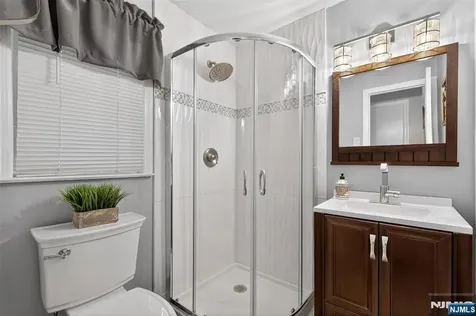 7 Spier Drive Livingston NJ 07039