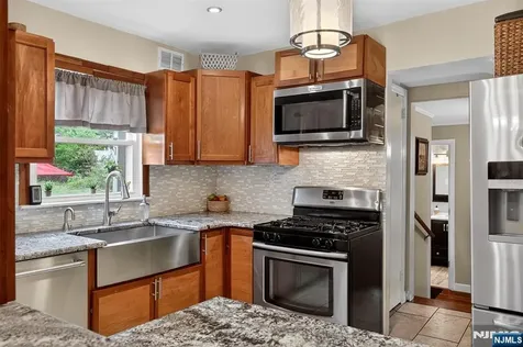 7 Spier Drive Livingston NJ 07039