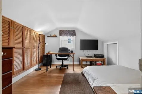 7 Spier Drive Livingston NJ 07039