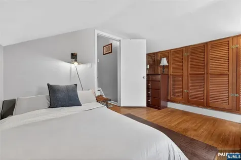 7 Spier Drive Livingston NJ 07039