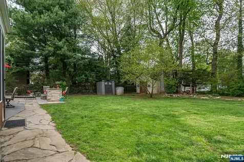 7 Spier Drive Livingston NJ 07039