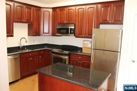 20 Ave At Port Imperial West New York NJ 07093