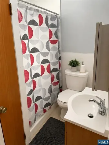 418 Howe Avenue Passaic NJ 07055