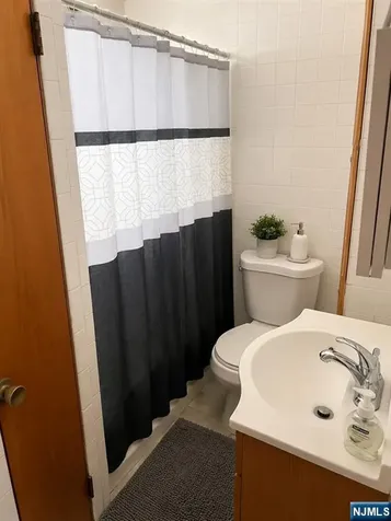 418 Howe Avenue Passaic NJ 07055